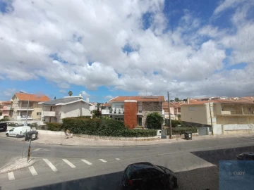 Apartamento T3 para Arrendamento em São Domingos de Rana