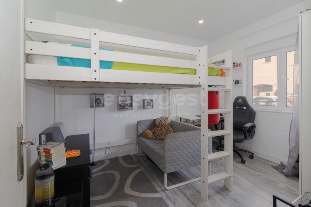 Moradia T4 para Venda em Alhos Vedros Foto 6