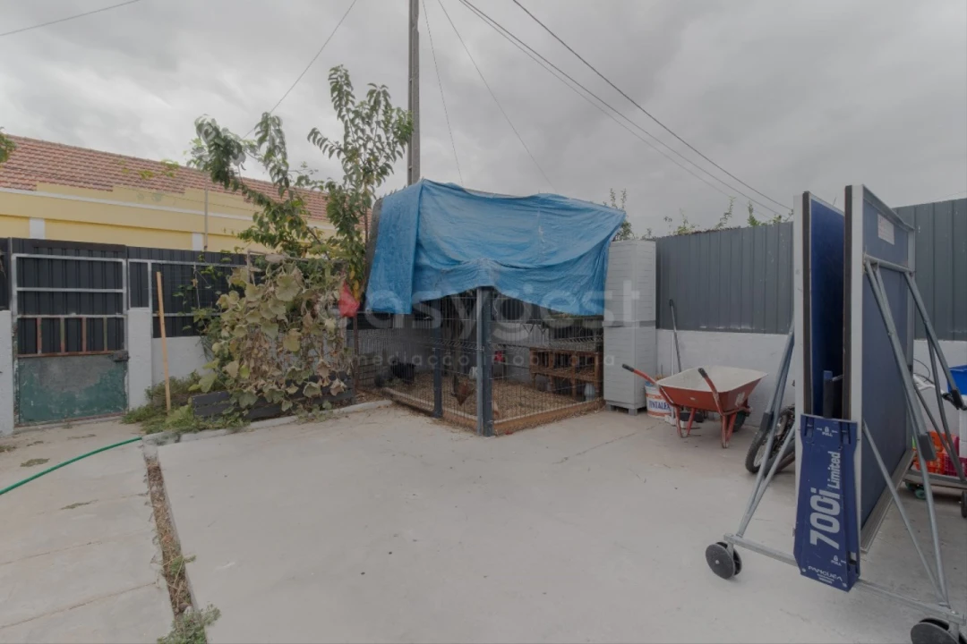 Moradia T4 para Venda em Alhos Vedros Foto 17