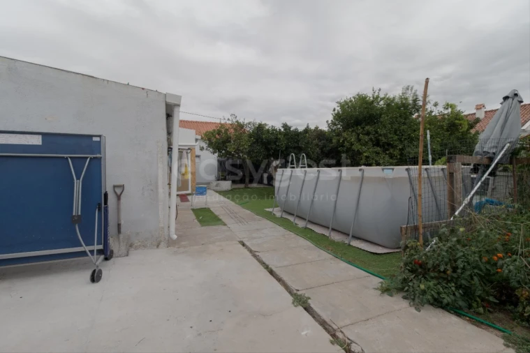 Moradia T4 para Venda em Alhos Vedros Foto 11