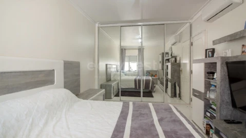 Apartamento T4 para Venda em Vila Real de Santo Antonio