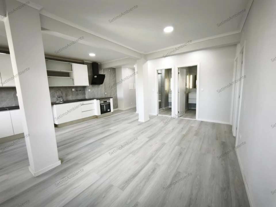 Apartamento T2 para Venda em Setubal (São Sebastião) Foto 14
