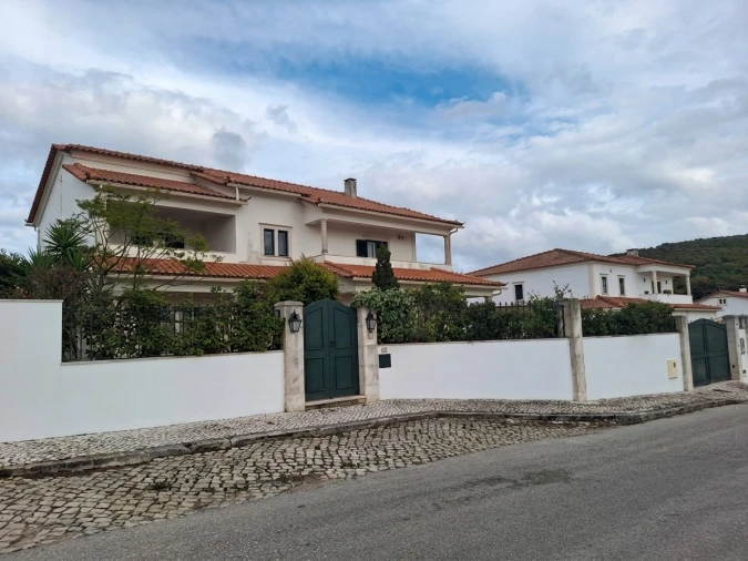 Moradia T5 para Venda em Porto de Mós - São João Baptista e São Pedro Foto 7