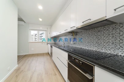 Apartamento T4 para Venda em Leiria, Pousos, Barreira e Cortes