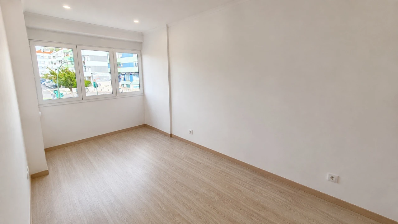 Apartamento T3 para Venda em Massamá e Monte Abraão Foto 22