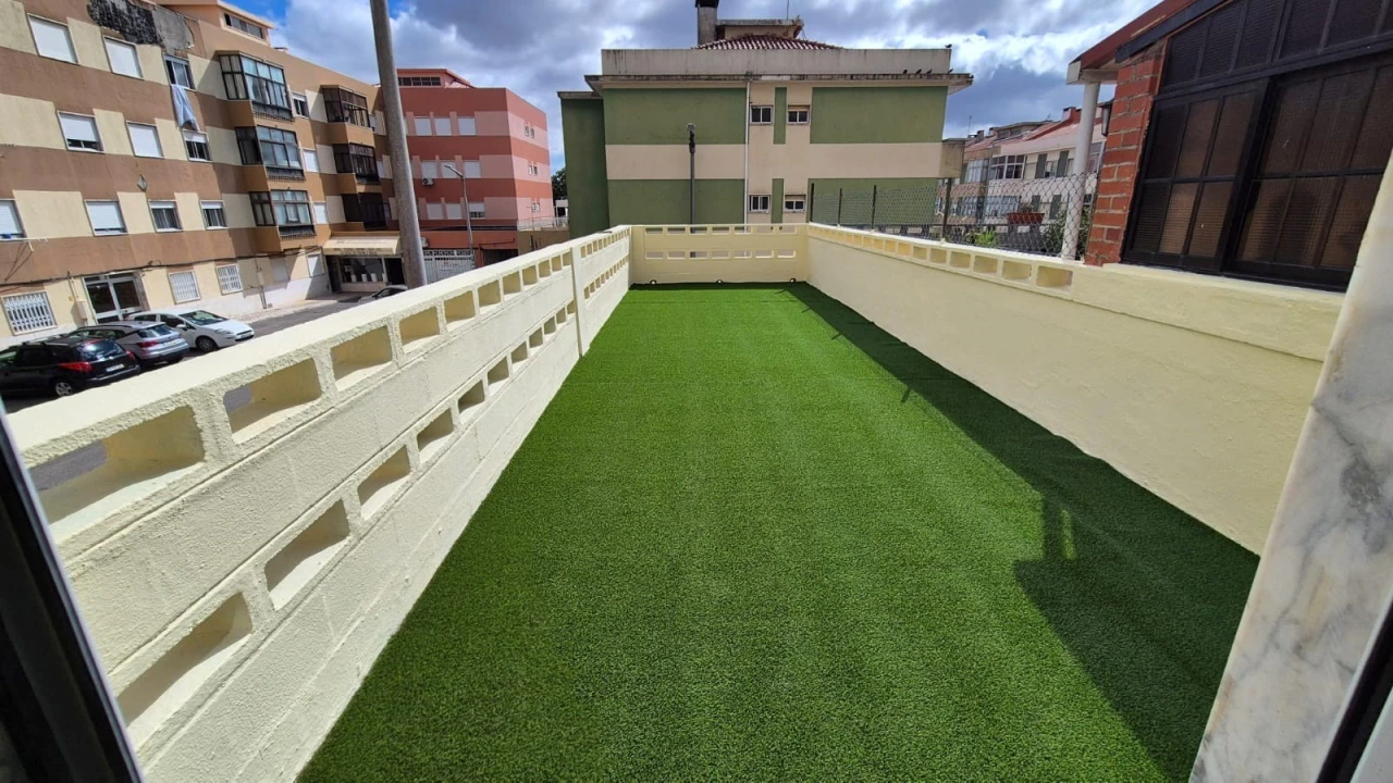Apartamento T3 para Venda em Massamá e Monte Abraão Foto 3