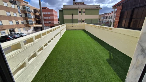 Apartamento T3 para Venda em Massamá e Monte Abraão