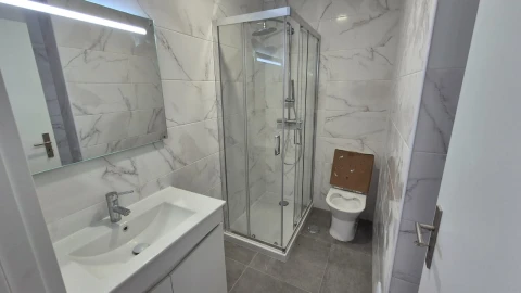 Apartamento T3 para Venda em Massamá e Monte Abraão