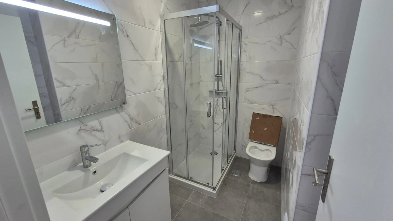 Apartamento T3 para Venda em Massamá e Monte Abraão Foto 7