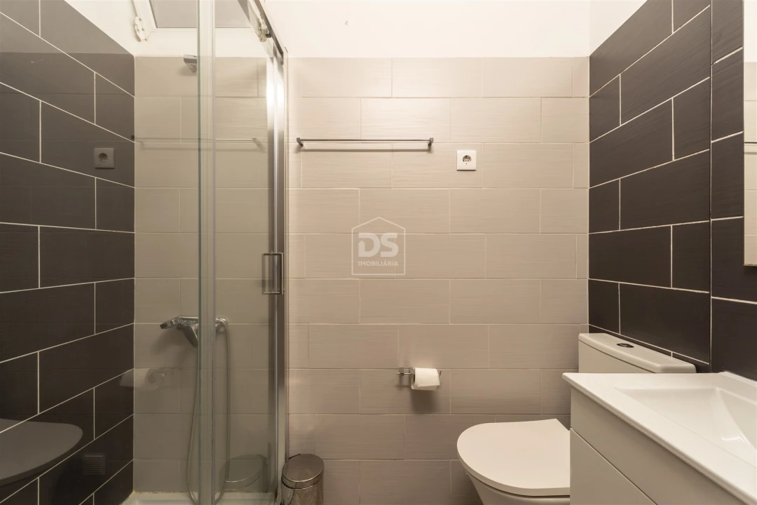 Apartamento T4 para Venda em Marrazes e Barosa Foto 8