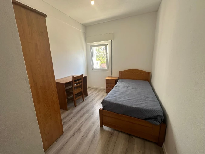 Apartamento T4 para Venda em Marrazes e Barosa Foto 2