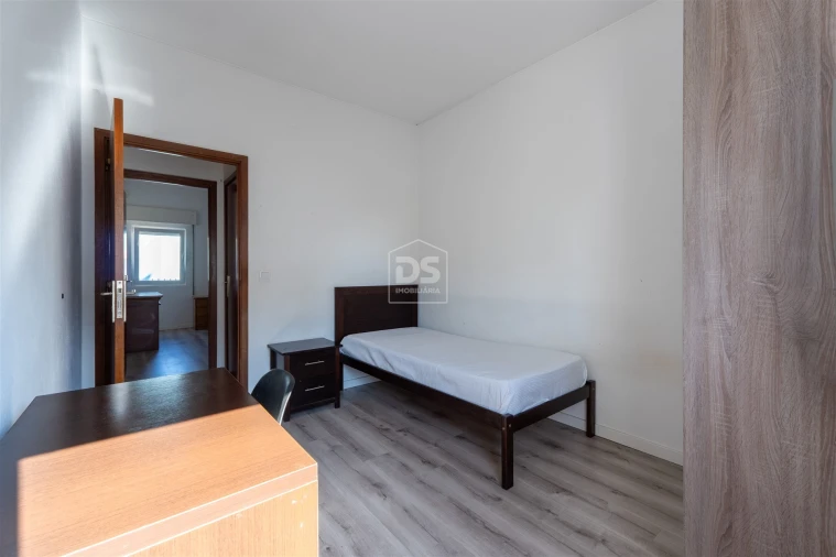 Apartamento T4 para Venda em Marrazes e Barosa Foto 22