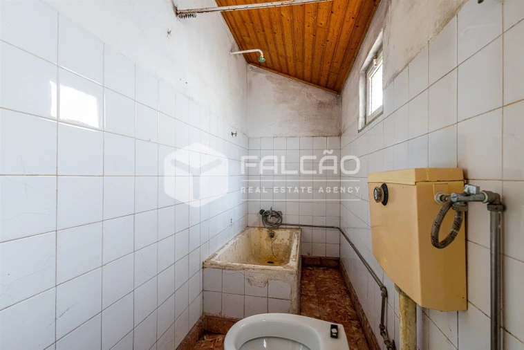 Moradia T2 para Venda em Vale de Santarem Foto 15