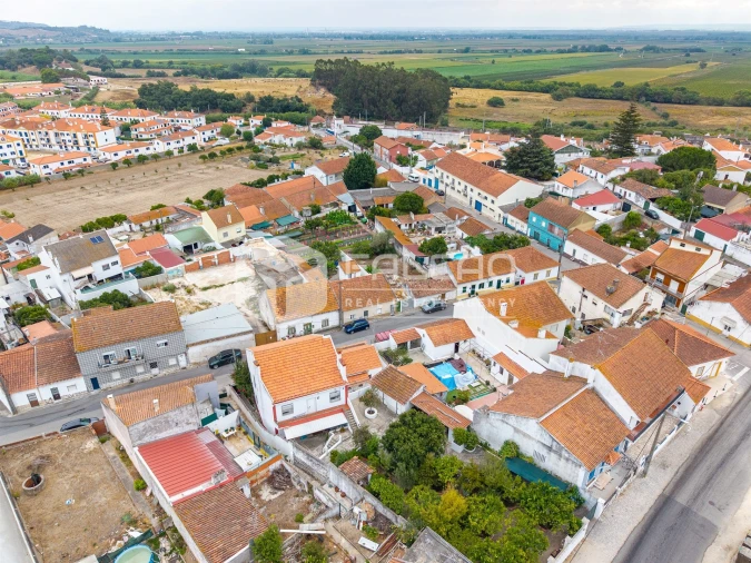 Moradia T2 para Venda em Vale de Santarem Foto 38