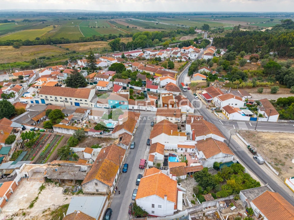 Moradia T2 para Venda em Vale de Santarem Foto 40