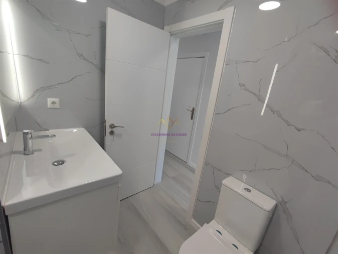 Apartamento T2 para Venda em Oeiras e São Julião da Barra, Paço de Arcos e Caxias Foto 18