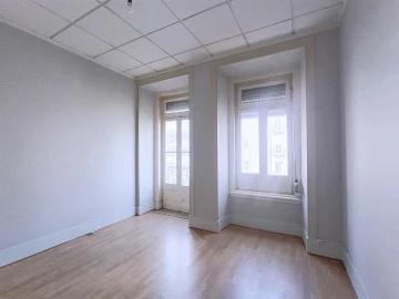 Apartamento T3 para Venda em Arroios