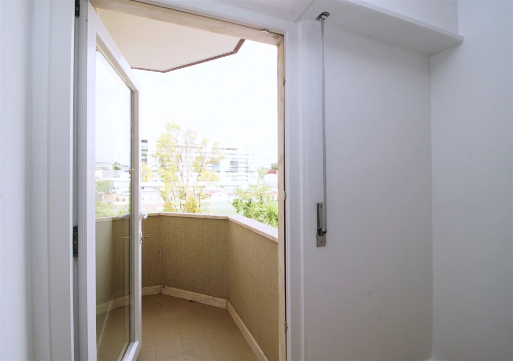 Apartamento T3 para Venda em São Domingos de Benfica Foto 20
