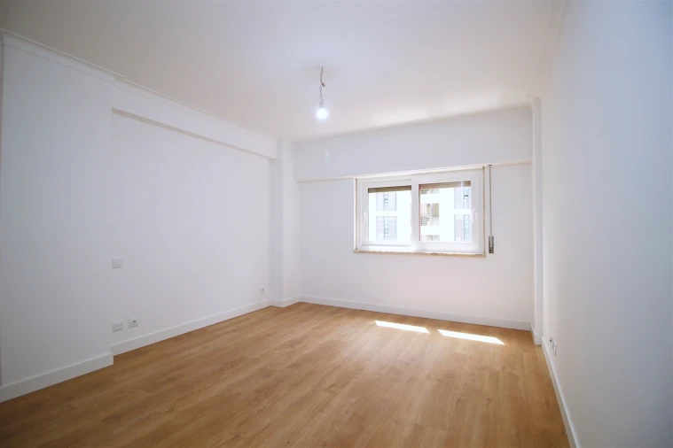 Apartamento T3 para Venda em São Domingos de Benfica Foto 23