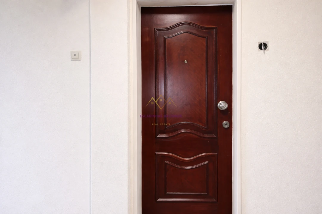 Apartamento T2 para Venda em Benfica Foto 8