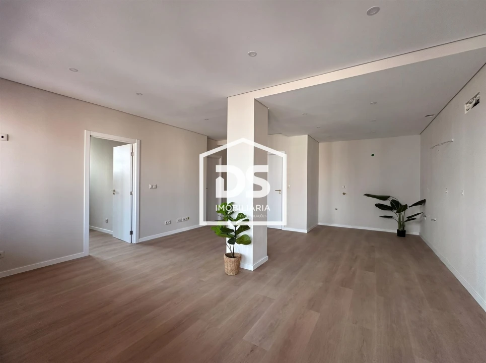 Apartamento T3 para Venda em Guarda Foto 4