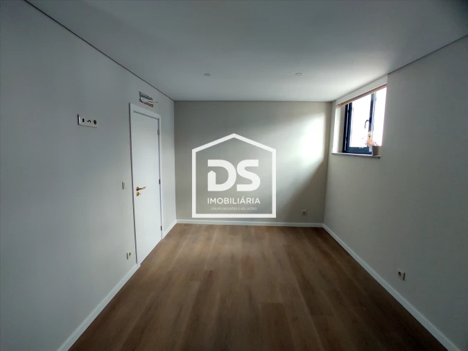 Apartamento T3 para Venda em Guarda Foto 7
