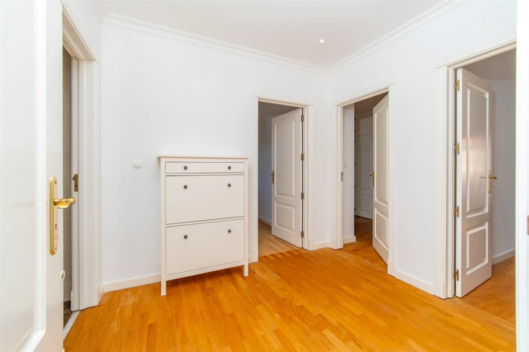 Apartamento T4 para Venda em Santa Maria e São Miguel, São Martinho, São Pedro Penaferrim Foto 25