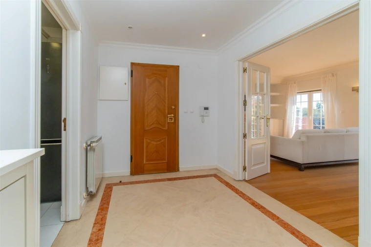 Apartamento T4 para Venda em Santa Maria e São Miguel, São Martinho, São Pedro Penaferrim Foto 6