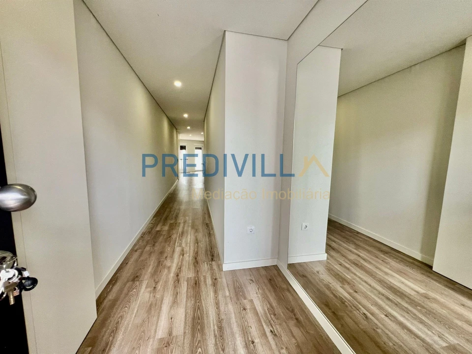Moradia T2 para Venda em Arvore Foto 27
