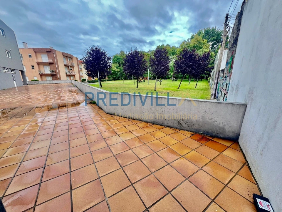 Moradia T2 para Venda em Arvore Foto 6