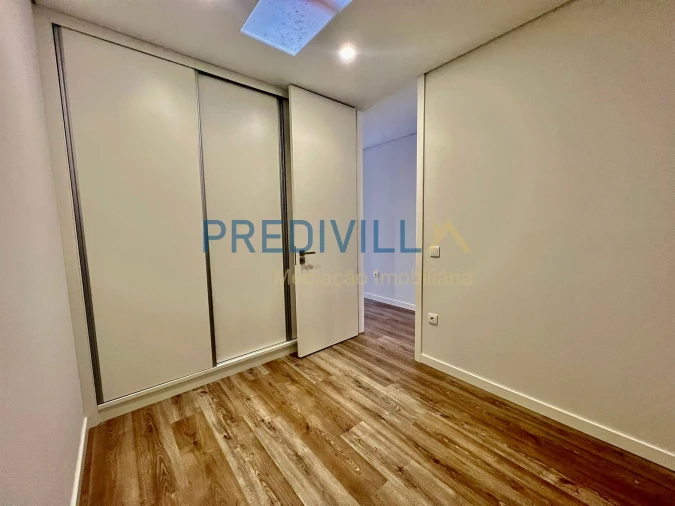 Moradia T2 para Venda em Arvore Foto 10