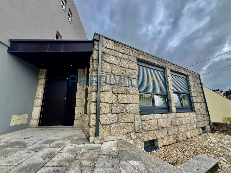 Moradia T2 para Venda em Arvore Foto 28