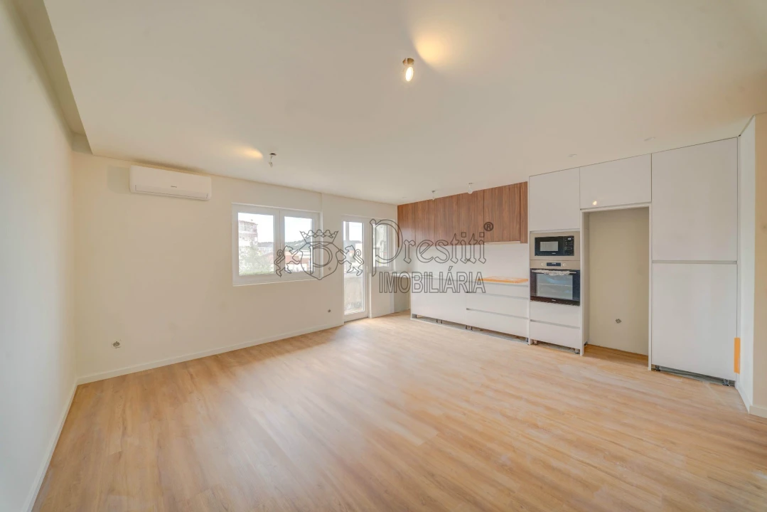 Apartamento T3 para Venda em Oliveira, São Paio e São Sebastião Foto 4