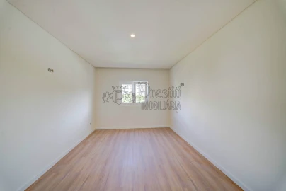 Apartamento T3 para Venda em Oliveira, São Paio e São Sebastião