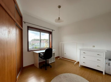 Apartamento T2 para Venda em Canelas