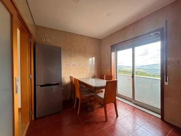 Apartamento T2 para Venda em Canelas