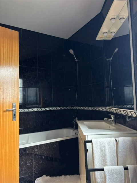 Apartamento T2 para Venda em Canelas