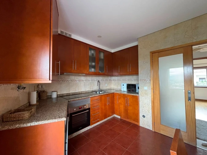 Apartamento T2 para Venda em Canelas Foto 6