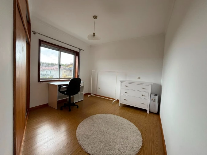 Apartamento T2 para Venda em Canelas Foto 33