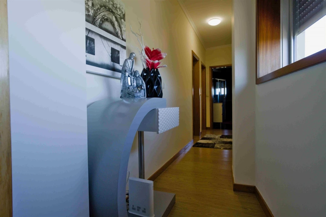 Apartamento T2 para Venda em Canelas Foto 5
