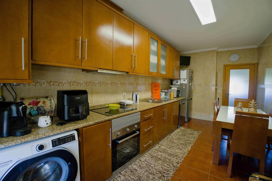 Apartamento T2 para Venda em Canelas Foto 20