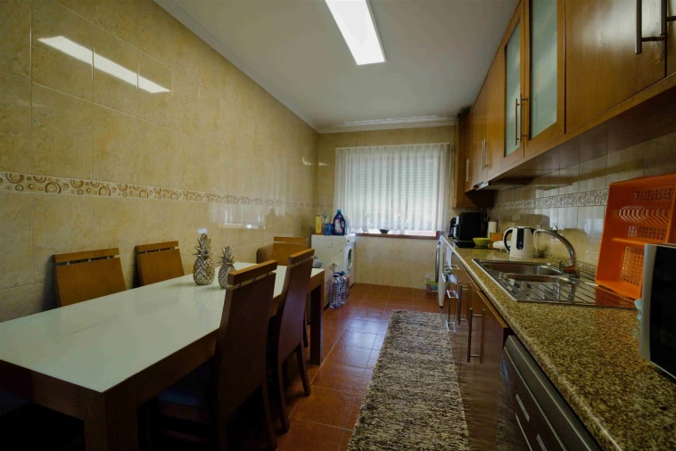 Apartamento T2 para Venda em Canelas Foto 21