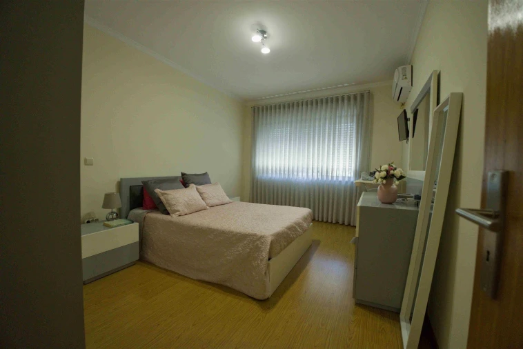 Apartamento T2 para Venda em Canelas Foto 14
