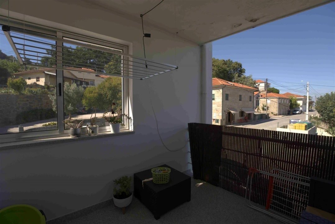 Apartamento T2 para Venda em Canelas Foto 11