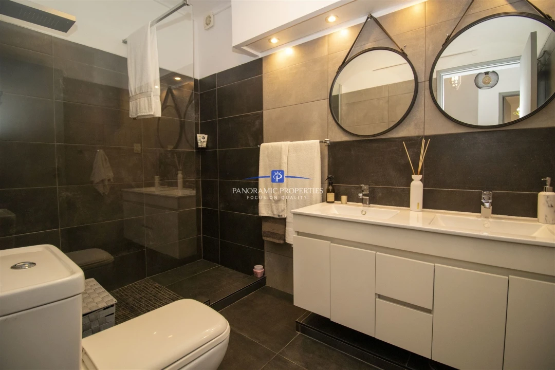 Apartamento T2 para Venda em Lagoa e Carvoeiro Foto 14