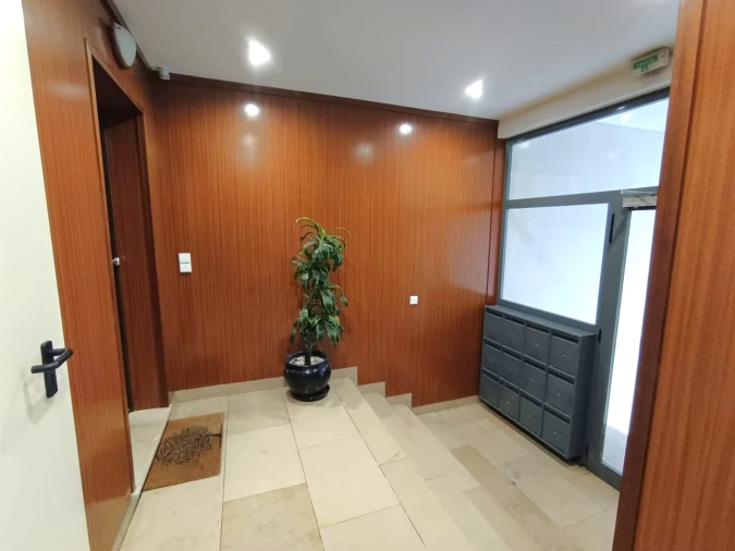 Apartamento T1 para Venda em Aguas Santas Foto 7