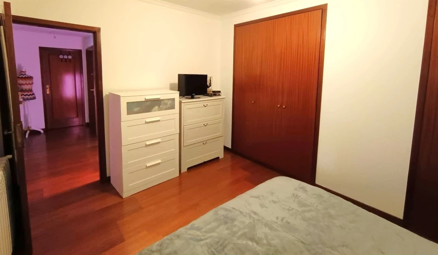 Apartamento T1 para Venda em Aguas Santas Foto 42