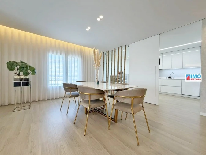 Apartamento T4 para Venda em Castelo Branco Foto 3