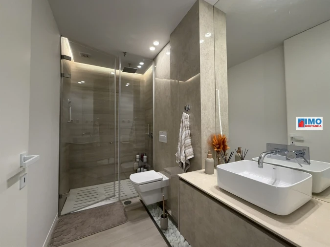 Apartamento T4 para Venda em Castelo Branco Foto 19