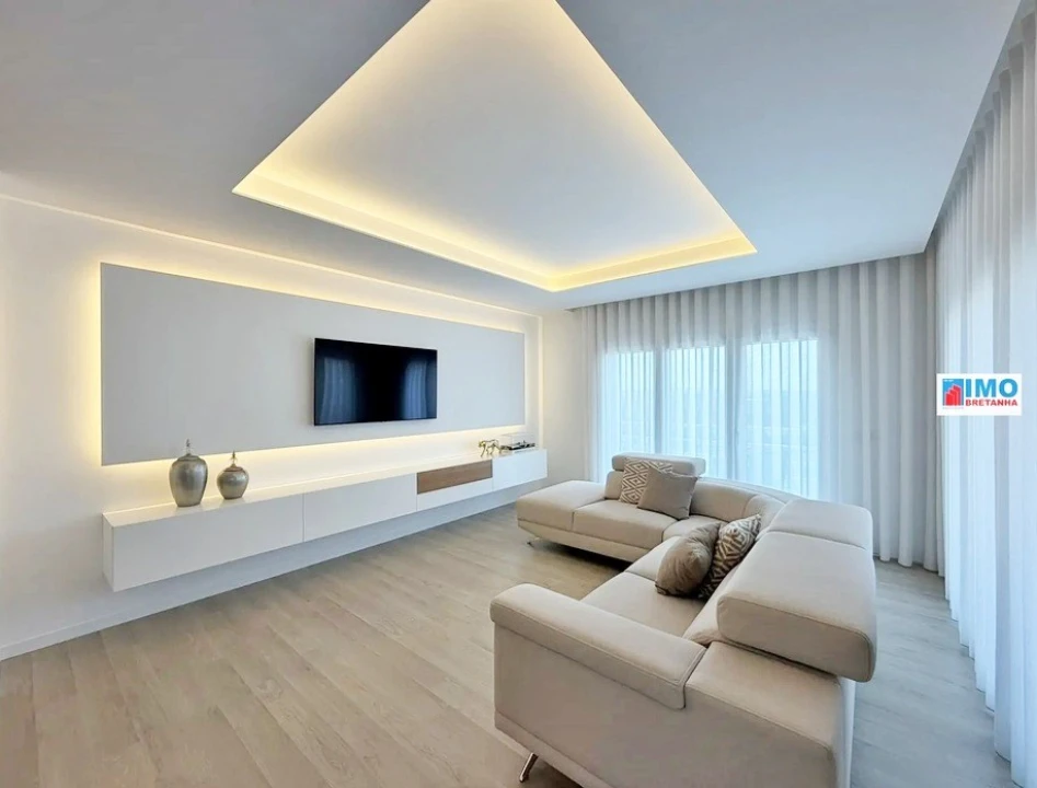 Apartamento T4 para Venda em Castelo Branco Foto 6